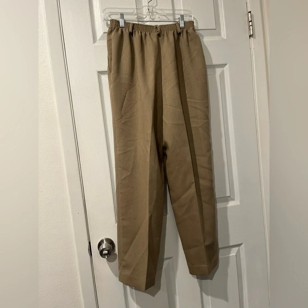 Vintage 2 Piece Alfred Dunner Set - Jacket and Pants - Size Petite 12